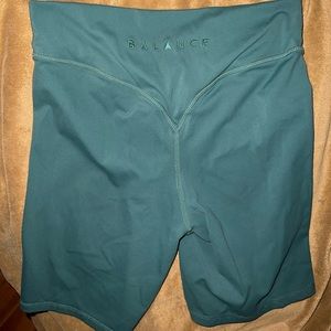 Balance athletica cloud rider short
